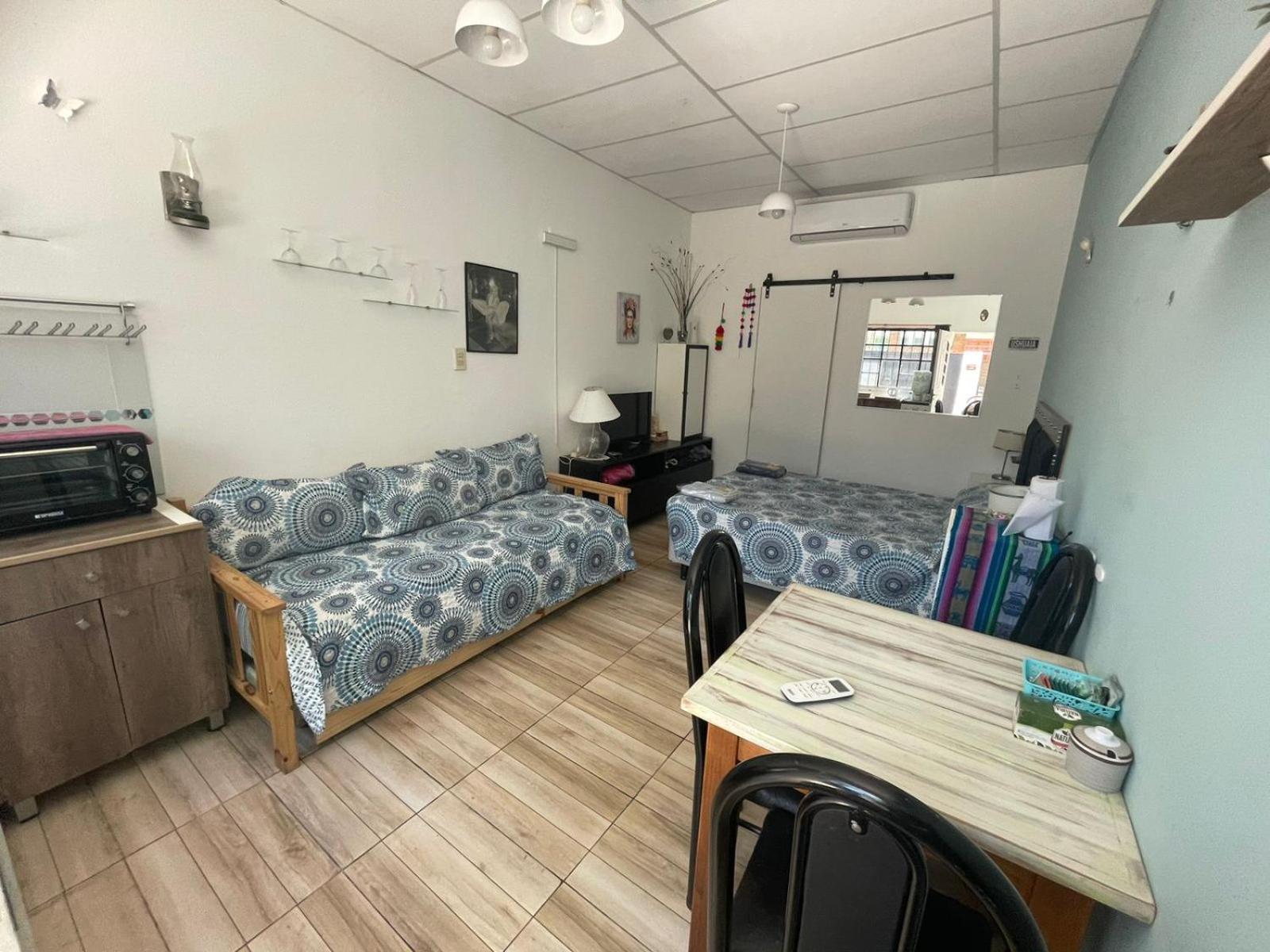Ezeiza 1 Nuestro Lugar A 15 Minutos Del Aeropuerto Tranfer Opcional Desde Y Al Aeropuerto De Ezeiza Las 24 Horas Pet Friendly المظهر الخارجي الصورة