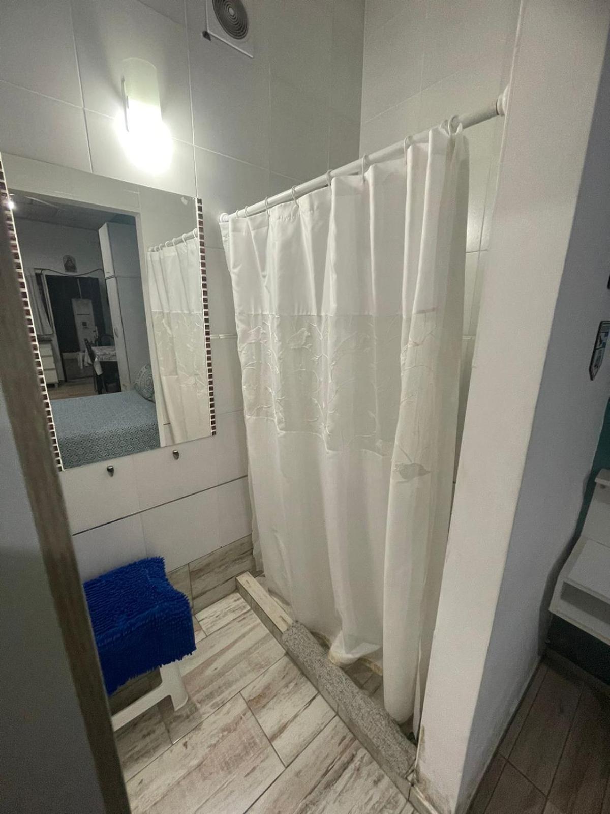 Ezeiza 1 Nuestro Lugar A 15 Minutos Del Aeropuerto Tranfer Opcional Desde Y Al Aeropuerto De Ezeiza Las 24 Horas Pet Friendly المظهر الخارجي الصورة